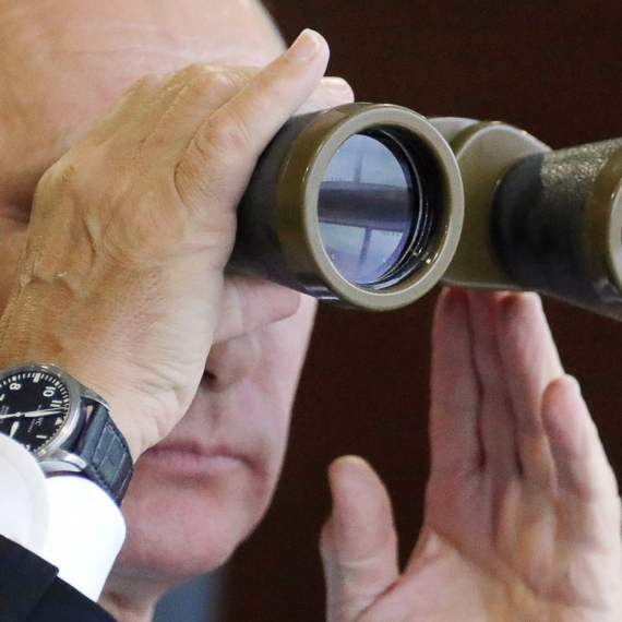 Spremite se za Putina, odmah; "Treba vam baklja, nož..."