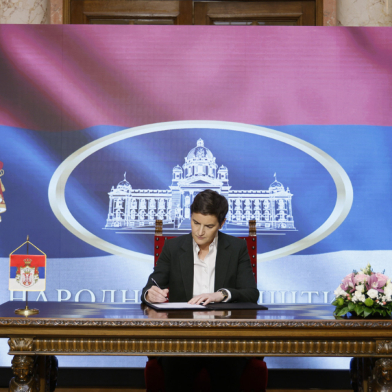 Ana Brnabić calls Belgrade City Assembly elections VIDEO