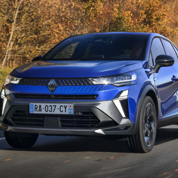 Novo lice popularnog krosovera: Preporođeni Renault Captur FOTO