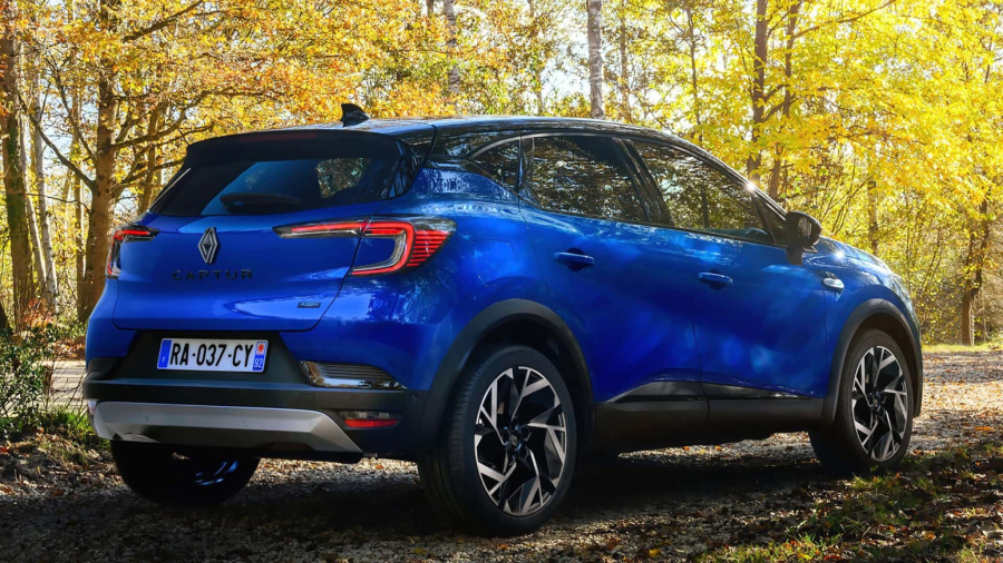 Novo lice popularnog krosovera: Preporođeni Renault Captur FOTO