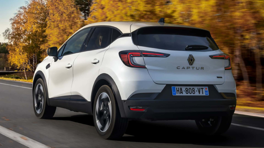 Novo lice popularnog krosovera: Preporođeni Renault Captur FOTO