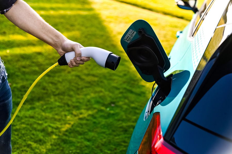 Kako zemlje EU podstiču kupovinu zelenih vozila
