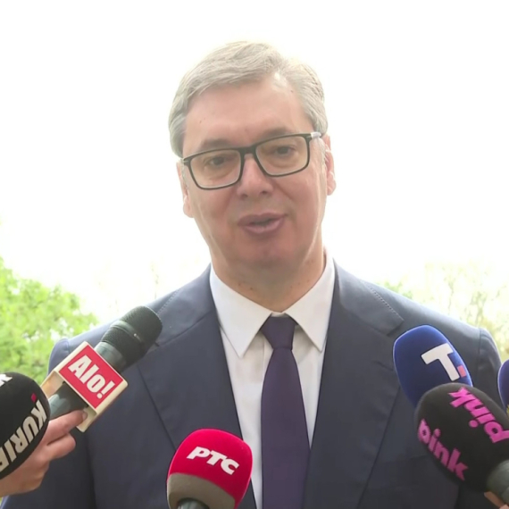 Vučić iz Pariza: "Mi ćemo zaista 2028. godine imati metro u Beogradu"