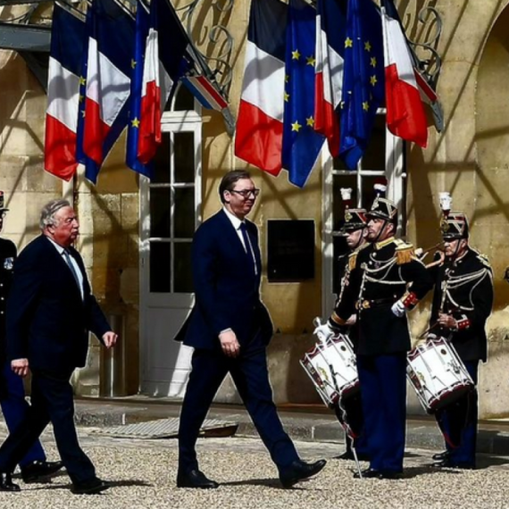 Vučić after the meeting with the President of the Senate: Thank you for the extremely nice welcome VIDEO