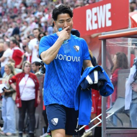 Bohum se oprostio od desetorice – Takuma Asano traži novi klub