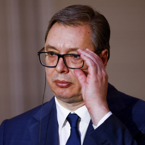 Skandalozan potez AP: Udarili na Vučića i Orbana; O Makronu ni reč FOTO/VIDEO