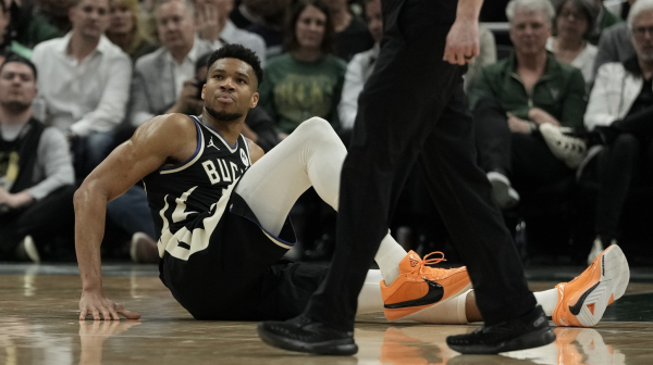 Adetokumbo se povredio – Milvoki i Boston izveli samo dva bacanja VIDEO