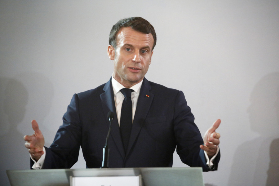 Will Trump betray Zelensky? Macron issues urgent statement