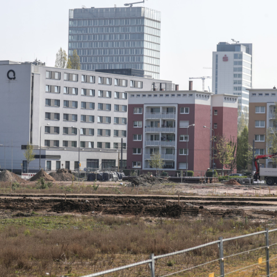 Zašto je manjak stanova kamen o vratu privredi