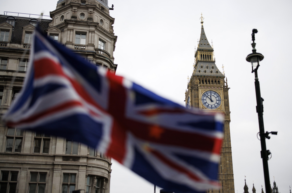 Britanci sve siromašniji, a biće još gore: Problemi se samo gomilaju