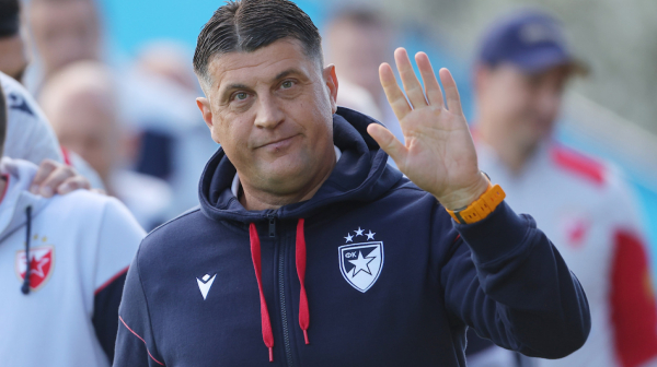 "Da pobedom u derbiju Milojević obeleži 200. nastup na klupi Zvezde"
