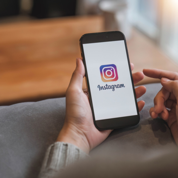 Ćaskanje sa botovima: Instagram direktne poruke dobijaju AI četbota