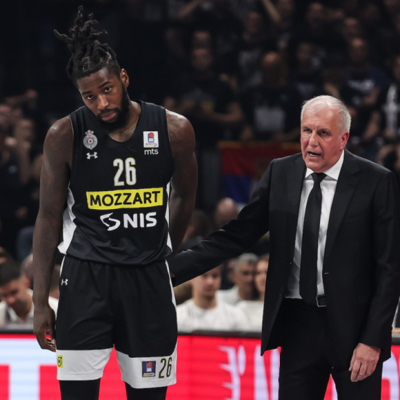 Sferopulos "poslao" Lesora u Partizan VIDEO