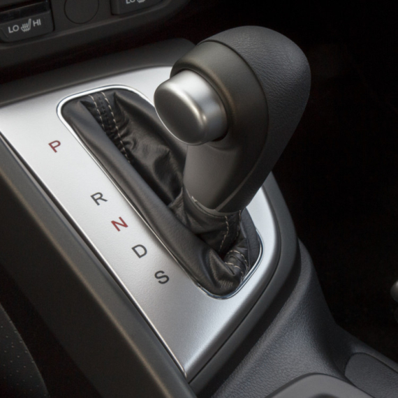 Kako se pravilno parkira auto sa automatskim menjačem