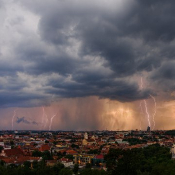 MUP izdao hitno upozorenje građanima: Zatvorite sva vrata i prozore...