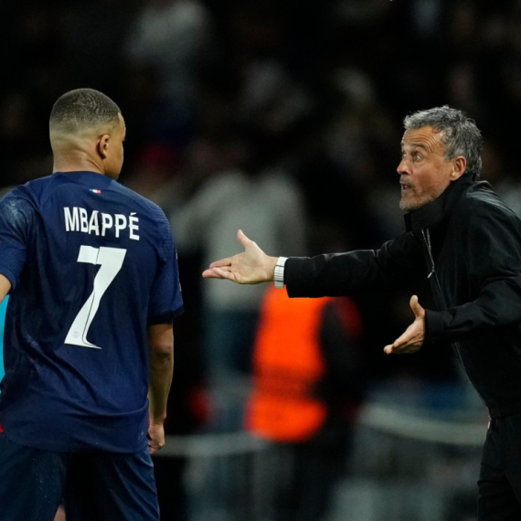 Enrike: "Čekamo da se gospodin Mbape oglasi"