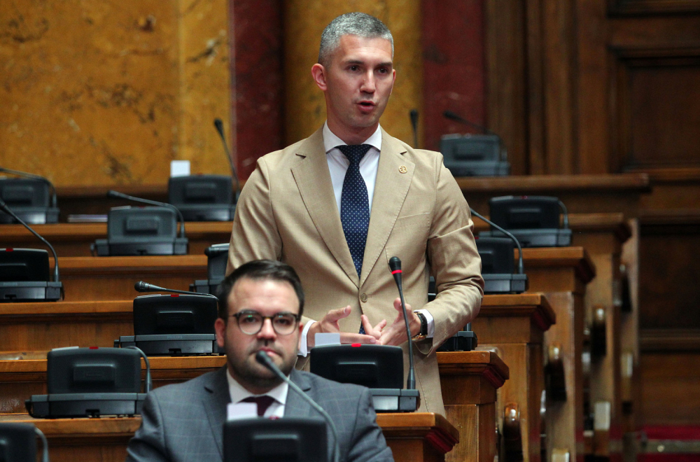 "Lažni patriota tražio sankcije Srbiji": Aleksićev poslanik jedini se nije javio za reč u Savetu Evrope VIDEO