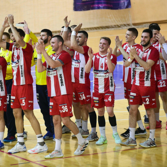 Haos u Leskovcu – Zvezda napustila teren