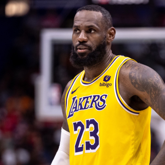 Lebron: "Ja sam poslednja osoba koju treba da pitate o tome"