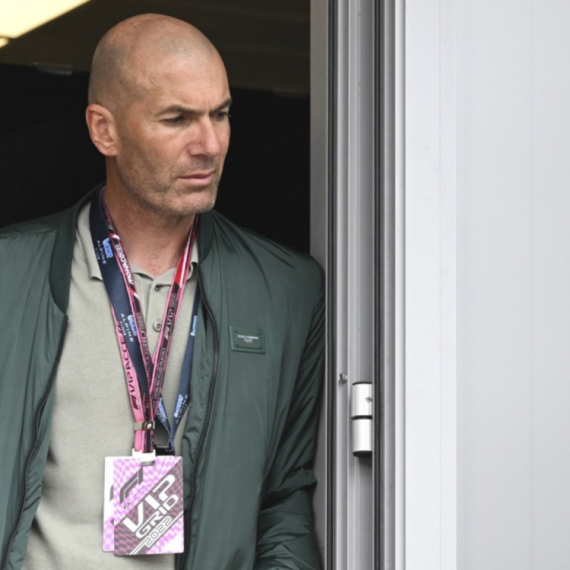 Zidan ima dogovor sa Bajernom, ali bi radije na Ostrvo