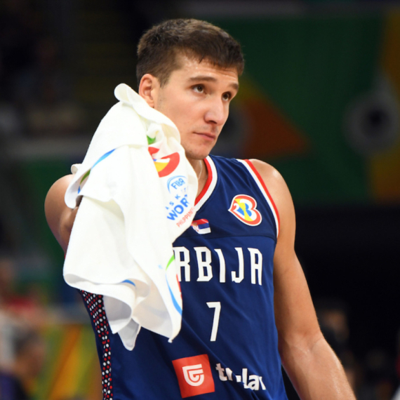 Bogdanović u civilu gleda SAD