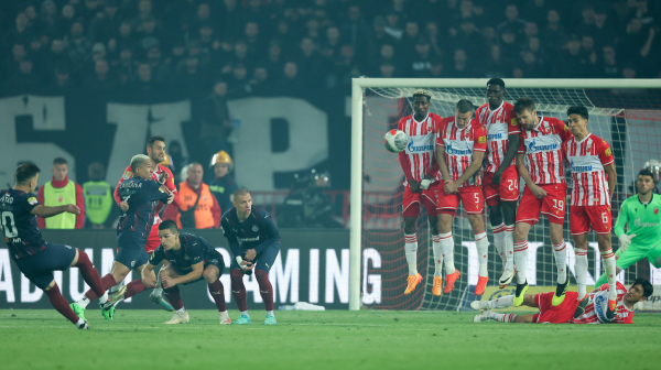 Derbi o kom će se pričati  – preokret Zvezde za +10 i bes Partizana; "Ovo je previše"; "Nije bio faul" VIDEO