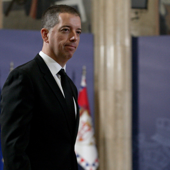 Đurić: Ponosan sam na borbu koju je Vučić predvodio za interese Srbije i srpskog naroda