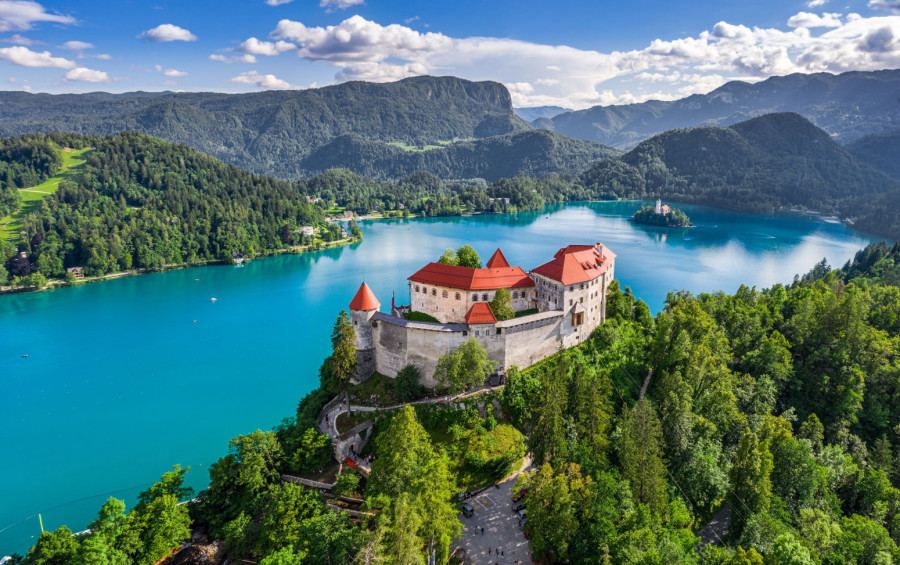 Ovo je nova hit destinacija za holivudsku elitu; Poznatima je najvažnija jedna stvar FOTO