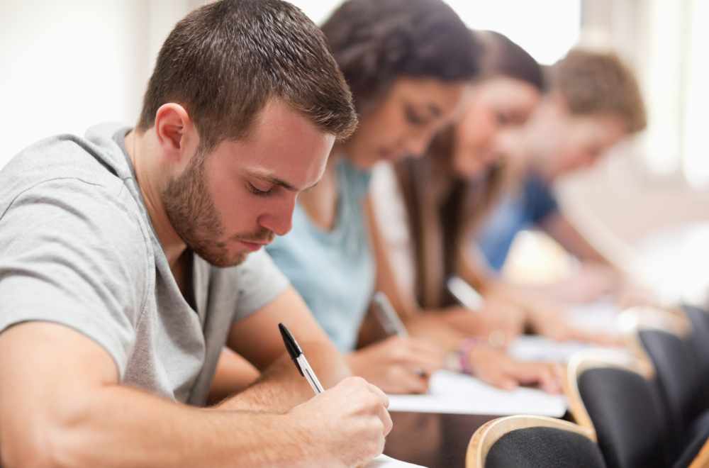Ministarstvo prosvete: Ne ukidaju se stipendije za nadarene studente