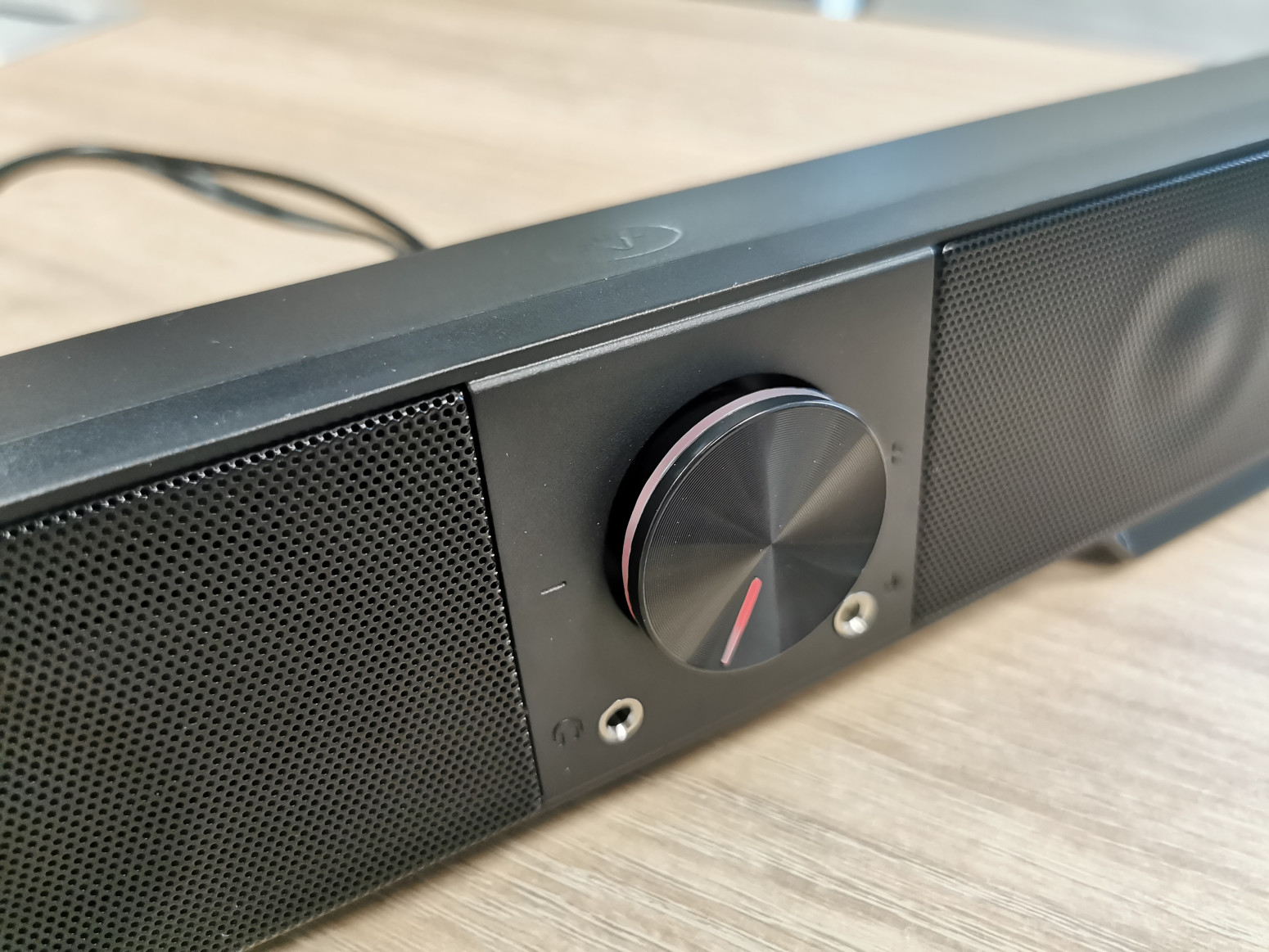 Zanimljiv soundbar zvučnik: Redragon Darknets