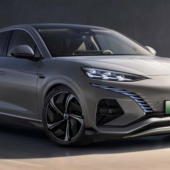 Kinezi prete: Do 2030. godine zagospodariće velikim delom tržišta automobila