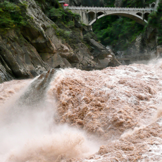 This is seen once in a century; There are dead - terrible footage VIDEO