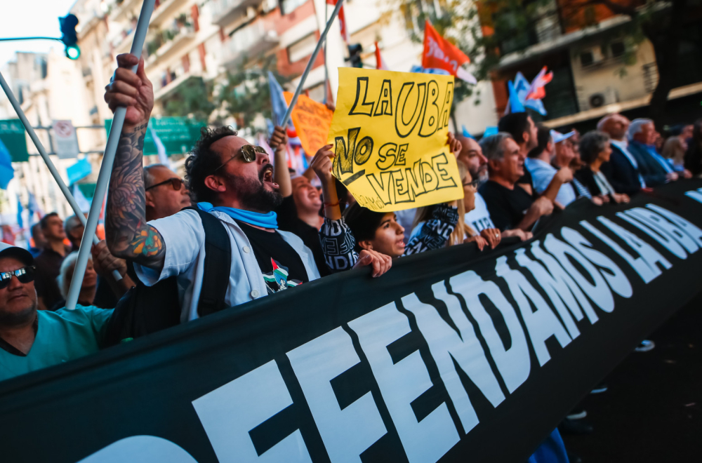 Milej izazvao haos u Argentini FOTO/VIDEO