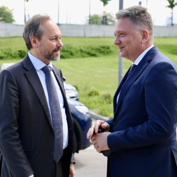 Žiofre impresioniran posle obilaska Državnog data centra u Kragujevcu