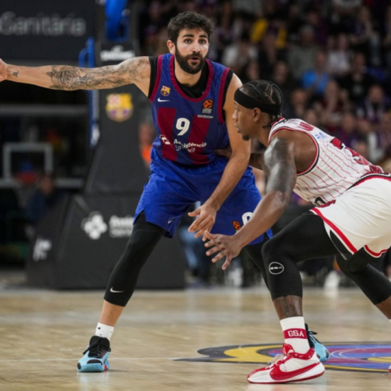 "Brejk" Olimpijakosa u Barseloni – brine povreda Petruševa VIDEO