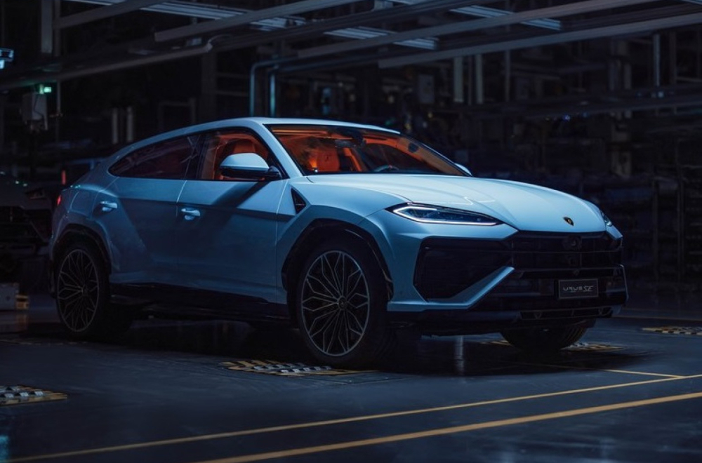 Lamorghini Urus SE: Hibrid sa V8 motorom i još više snage FOTO