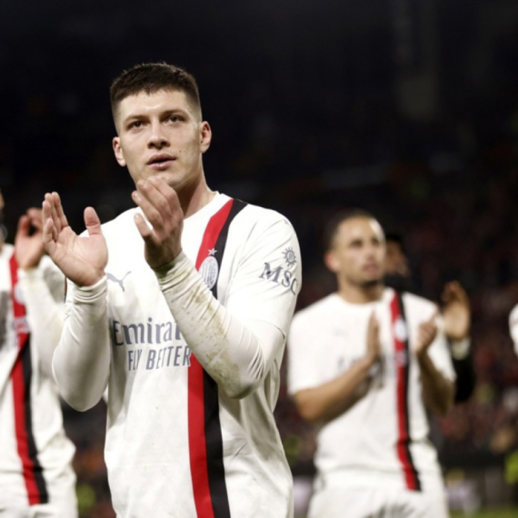 Piksi ga neće videti – Luka Jović propušta derbi sa Juventusom