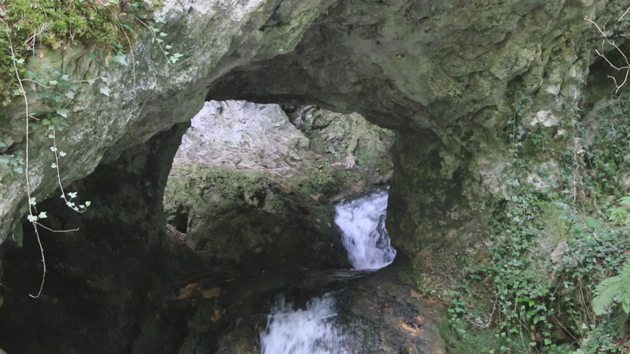 Prirodni dragulj u srcu Srbije: Nestvarna pećina do koje samo retki stižu FOTO