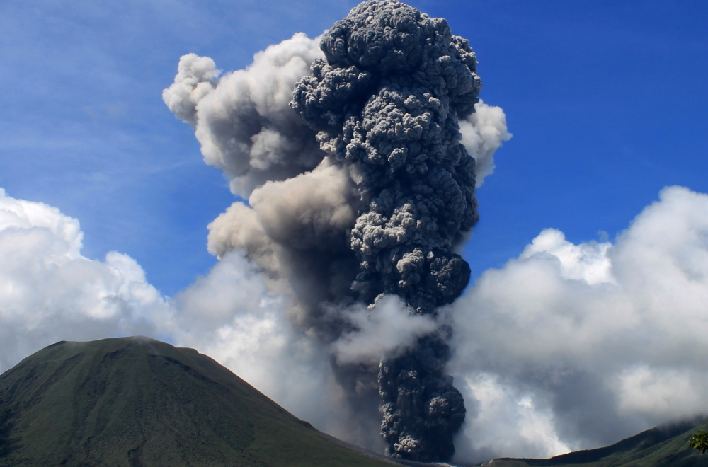 Uzbuna: Eruptirao vulkan FOTO/VIDEO