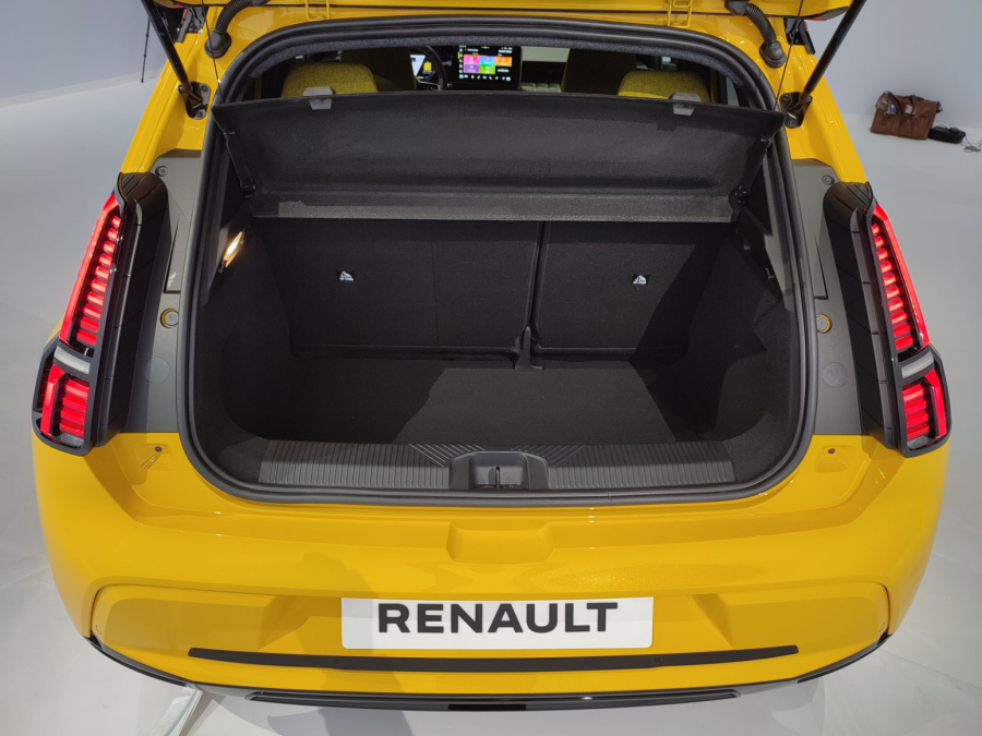 Ekskluzivno iz Pariza: Renault 5 – svetska premijera FOTO