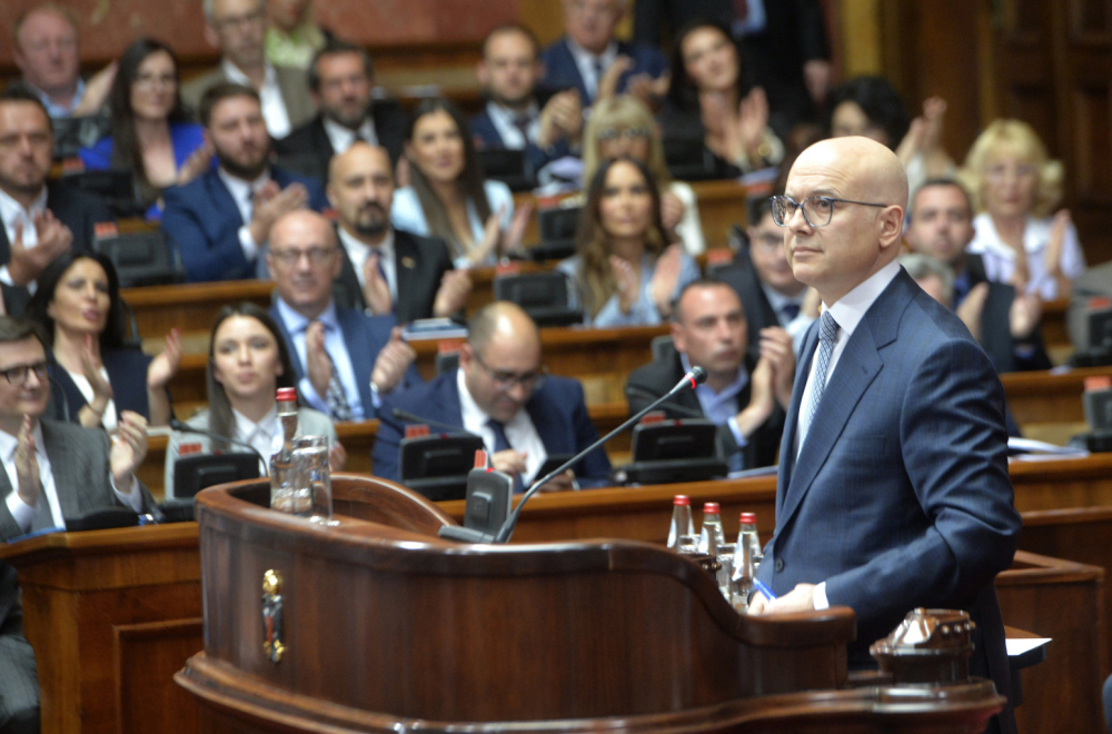 Sednica završena za danas: Novi poslanici položili zakletvu, sutra se nastavlja FOTO/VIDEO