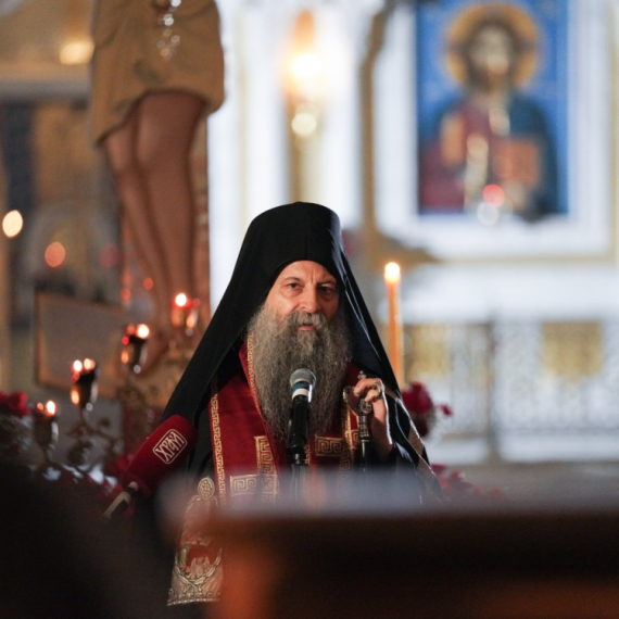 Patrijarh Porfirije u ponoć služi vaskršnju liturgiju u Hramu Svetog Save