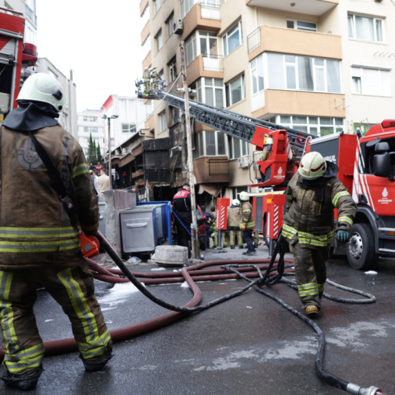 Prve slike sa mesta tragedije u Novom Sadu: U požaru nastradale dve osobe FOTO/VIDEO