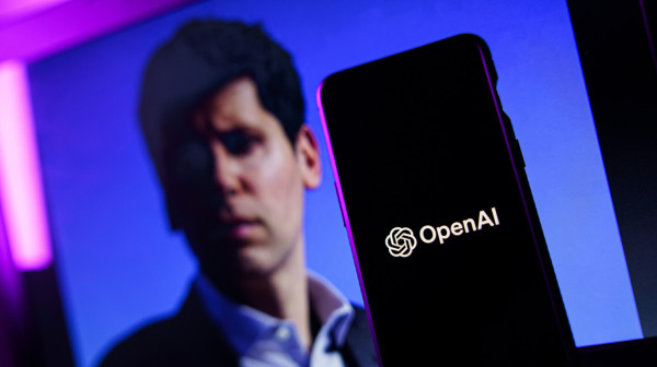 Postaje opasno: OpenAI želi da uspori razvoj veštačke inteligencije