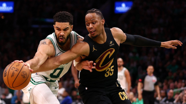 Boston nemilosrdan prema Klivlendu VIDEO