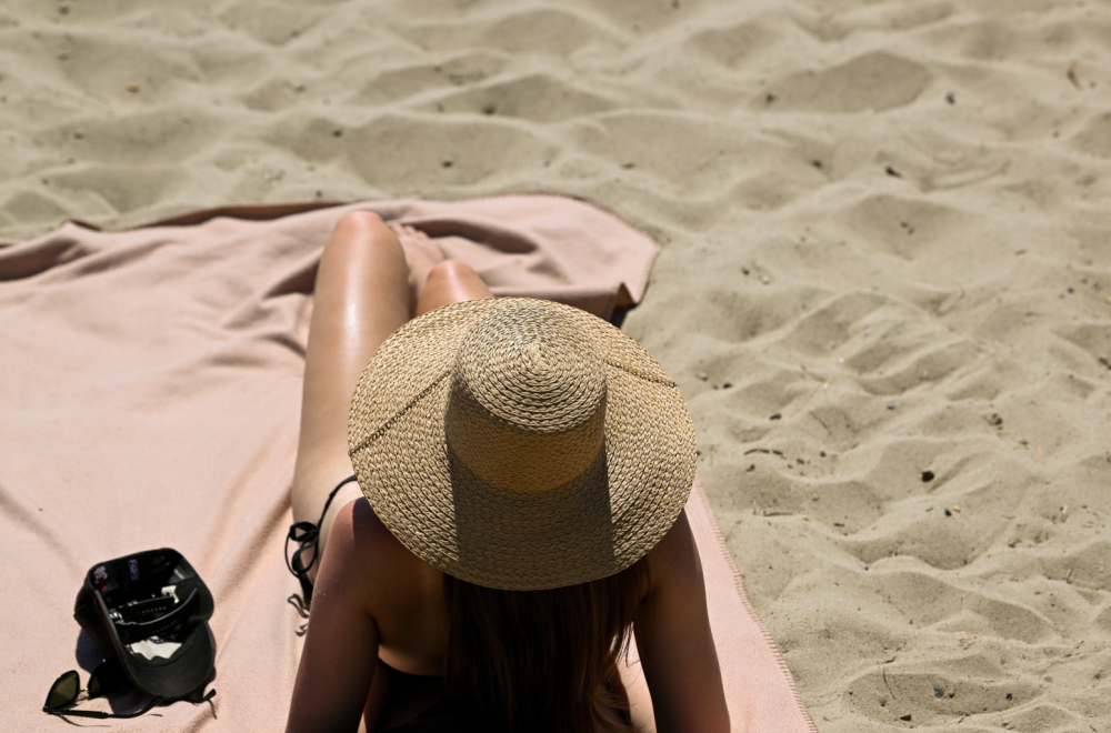 Dermatolozi upozoravaju: Evo šta morska so zaista radi vašem telu i kako da se pravilno štitite