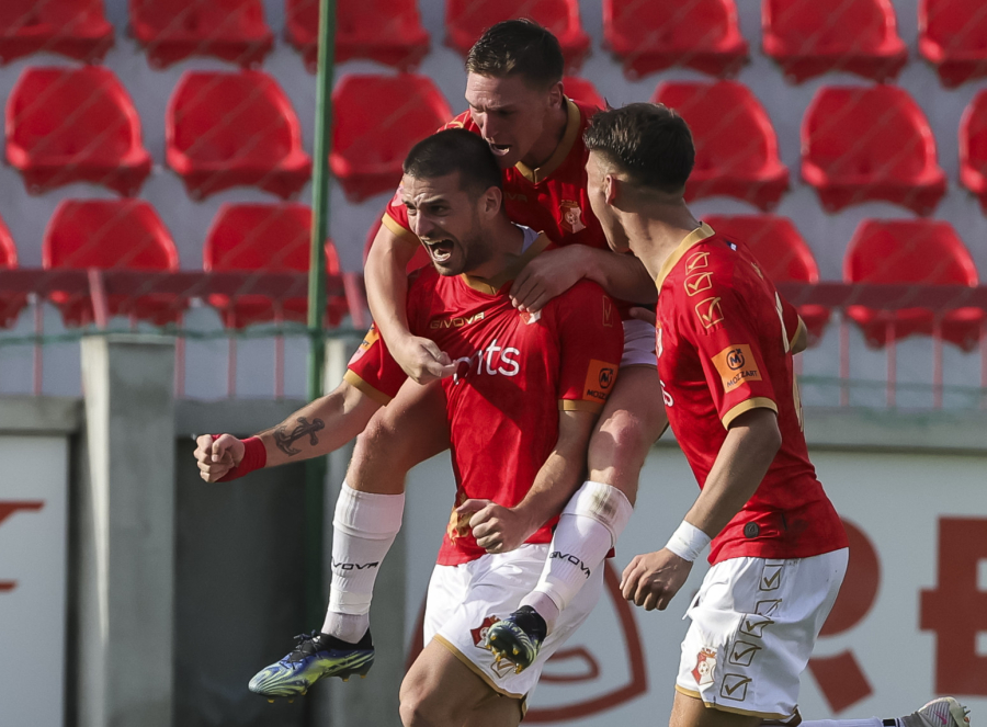 Agonija Partizana – crno-beli u 89