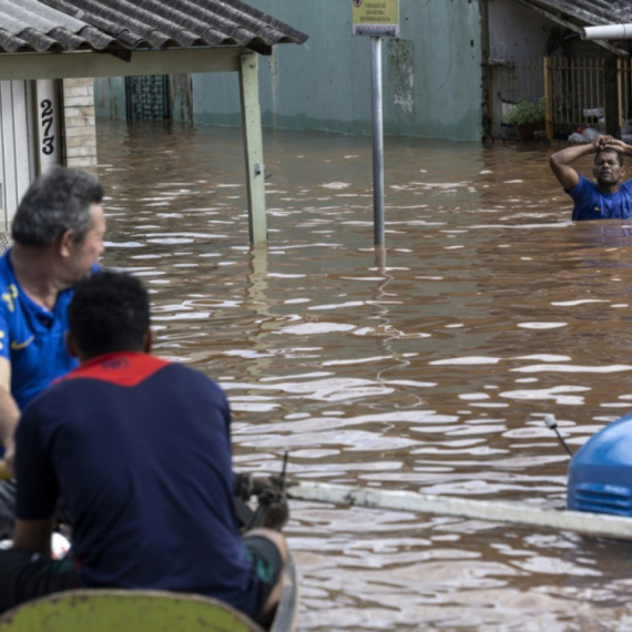Poplave sve uništile; Crne brojke rastu; Uvodi se vanredno stanje? FOTO/VIDEO