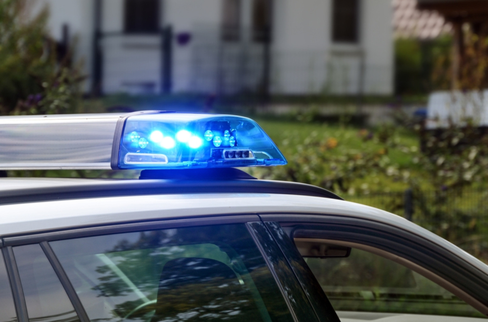 Policija upala Kragujevčaninu u stan, pa pronašla "od igle do lokomotive"