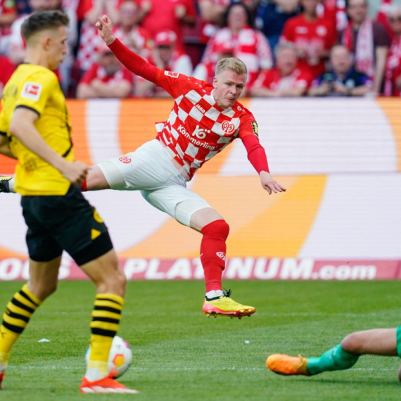 Majnc ponizio "mamurni" Dortmund – opstanak sve izvesniji